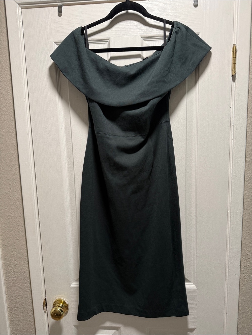 Babaton Off-Shoulder Midi Dress in Dark Green
